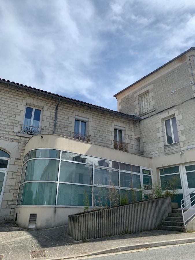 Chambre Independante Les Bains Du Bruant Saint-Porchaire Zewnętrze zdjęcie